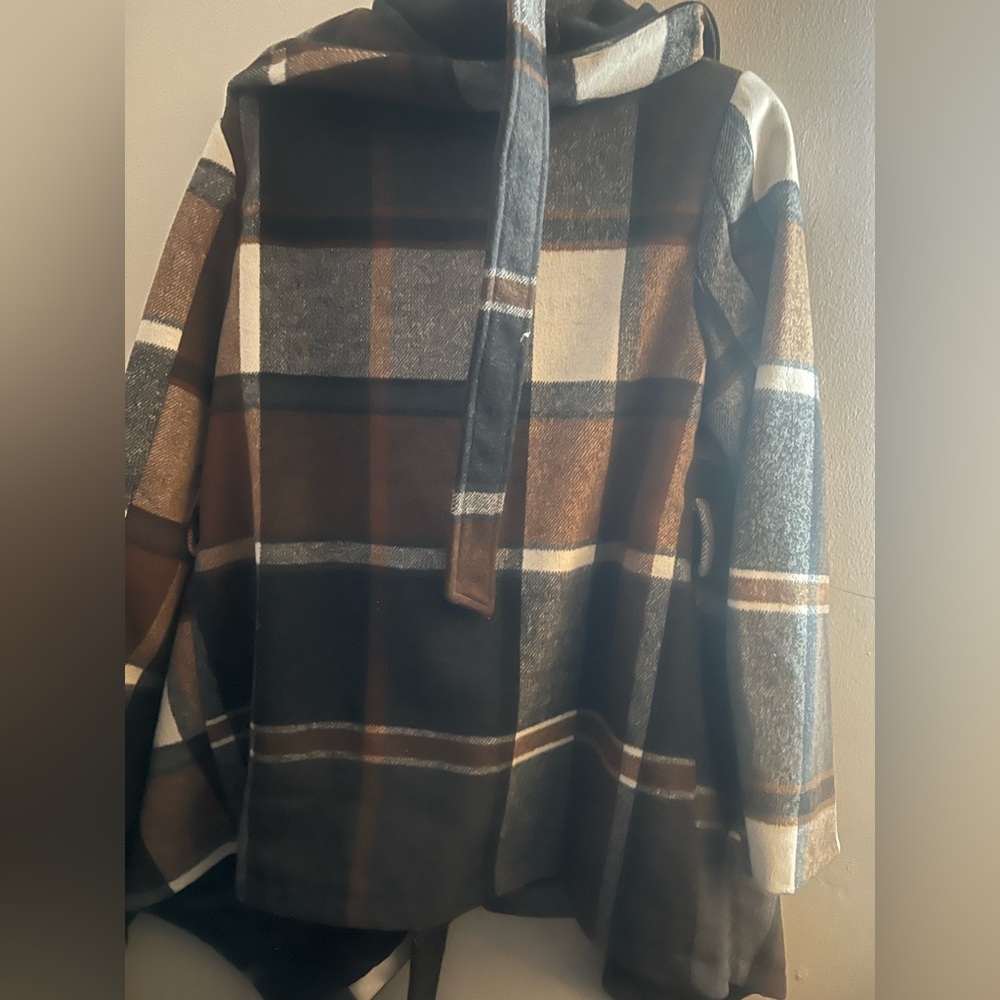 Plaid Wool Blend Cape - Picture 3 of 5